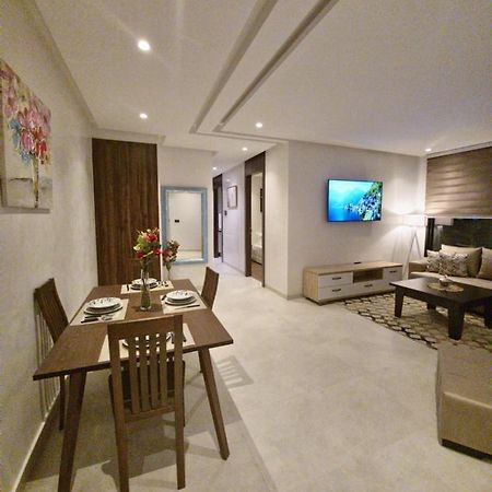 מרקש Modern Luxury Retreat: 2-Bedroom Apartment In The Heart Of Marrakech מראה חיצוני תמונה